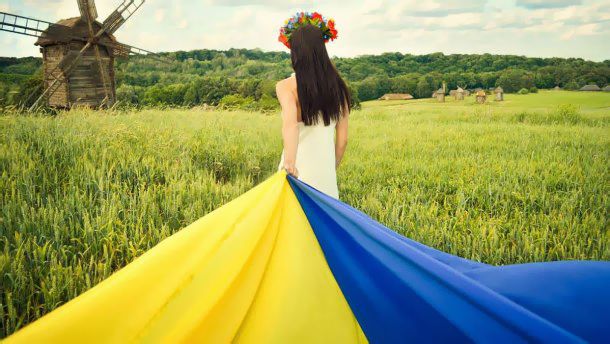 Привітання з Днем Незалежності України у прозі
